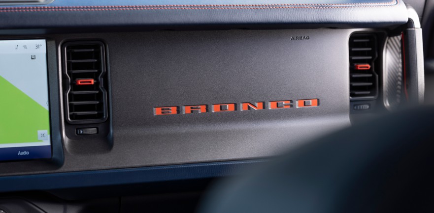 2022-Bronco-Raptor-Rhapsody-Blue-Interior-03.jpeg