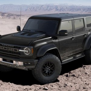 2022-Ford-Bronco-Raptor-Shadow-Black-01.jpg