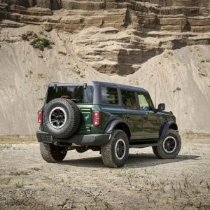 2022 Ford Bronco Eruption Green 3.jpg