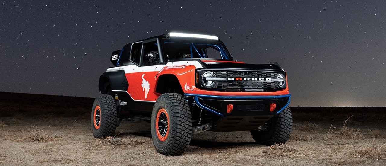 2022 ford Bronco DR night.jpeg