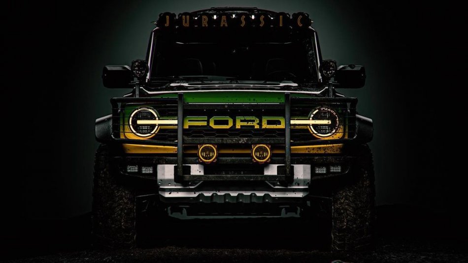 2022-ford-bronco-raptor-overland-looks-like-a-teaser-for-jurassic-world-dominion_1.jpg